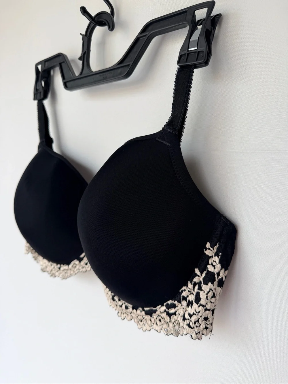 Wacoal Embrace Lace T-Shirt Bra 38DD – Black Underwire Seamless Lace Trim